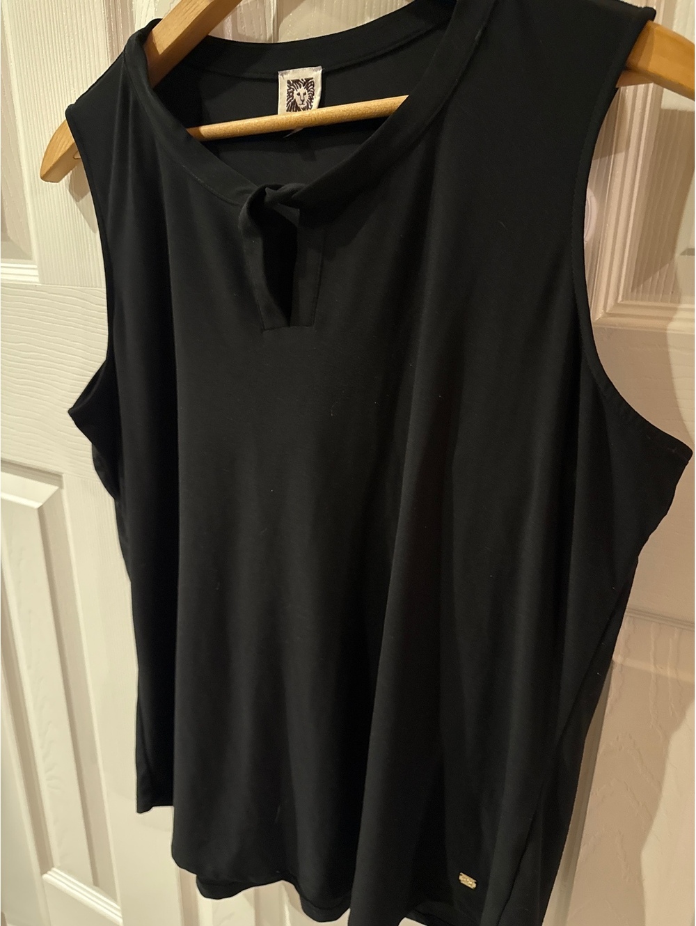 Anne Klein Women's Black Sleeveless Top XL
